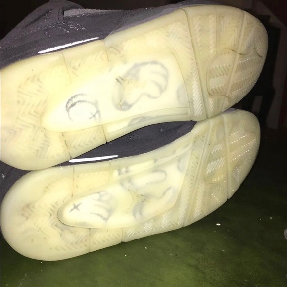 jordan 4 kaws - Picture 4 of 5